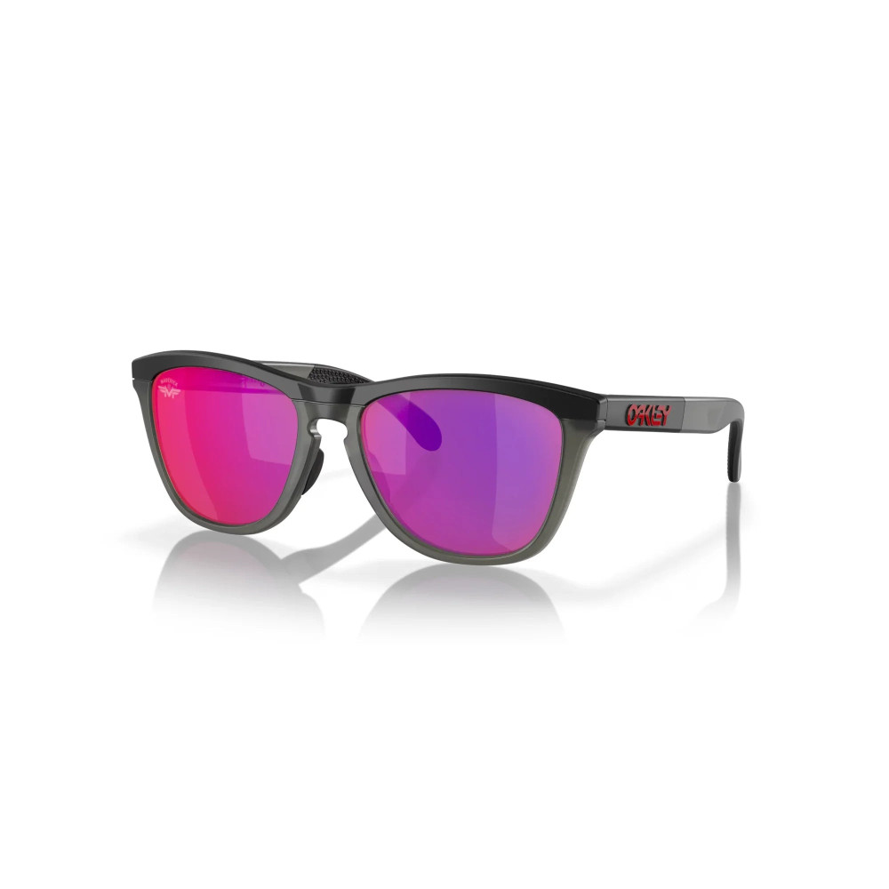 Oakley Frogskins Range Matte Black/ Matte Grey Smoke Prizm road Sunglass Oakley Frogskins Range Matte Black/ Matte Grey Smoke Prizm road Sunglass